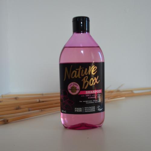 nature box nadający objętości szampon z olejem migdałowym