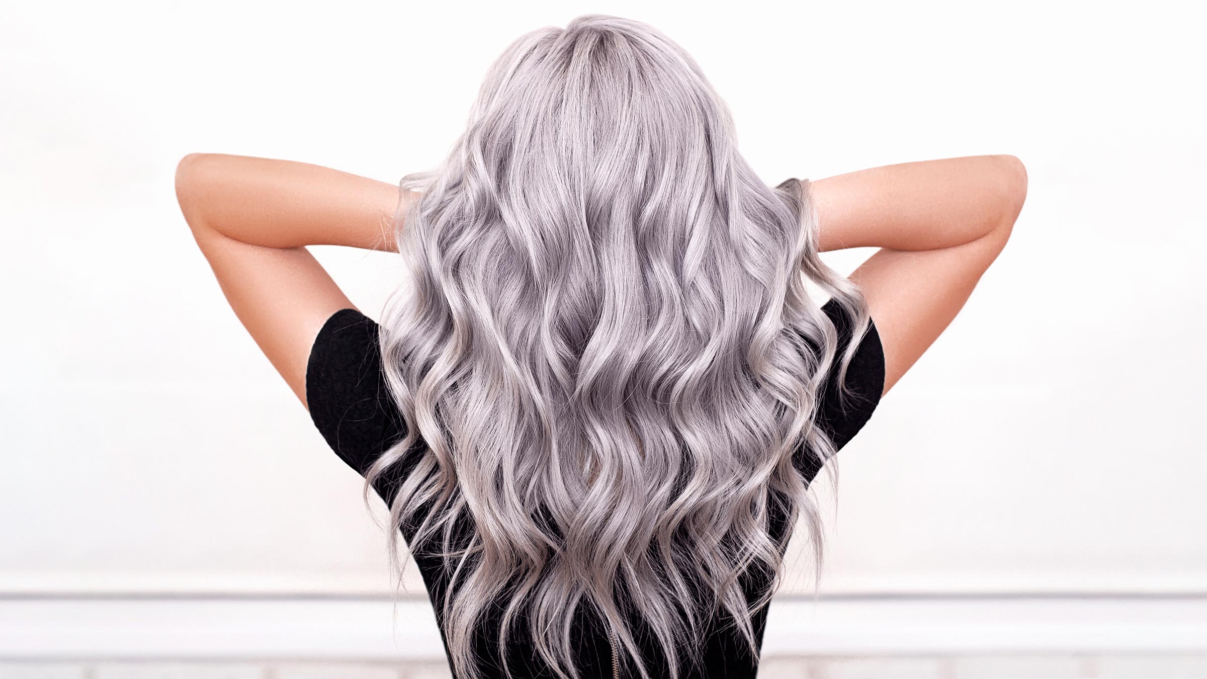 fioletowy szampon do siwych włosów