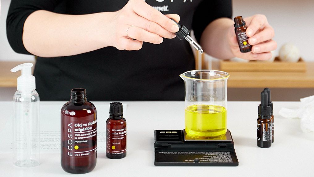 jak przygotować olejek do włosów